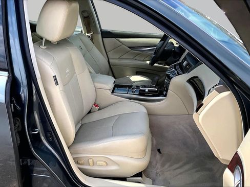 Used 2012 INFINITI M37 w/ Premium Pkg RWD image 12