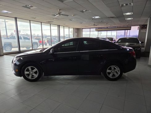 Used 2014 Chevrolet Cruze LT image 4