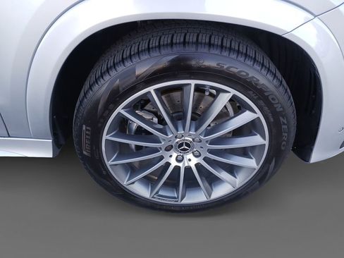 Used 2024 Mercedes-Benz GLE 450 4MATIC image 16