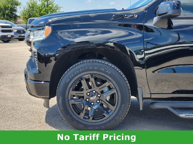 Used 2024 Chevrolet Silverado 1500 RST AWD/4WD image 7