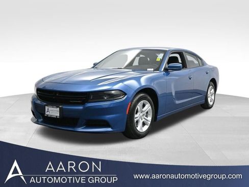 Used 2022 Dodge Charger SXT image 1