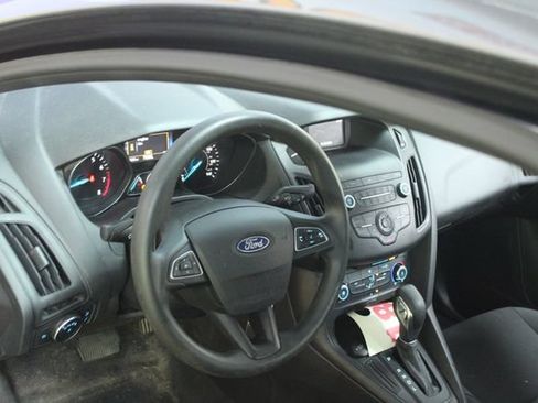 Used 2018 Ford Focus S FWD image 14