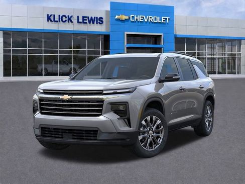 New 2026 Chevrolet Traverse LT w/ Sun and Wheel Package image 6