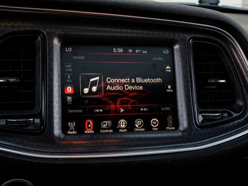 Used 2016 Dodge Challenger R/T Scat Pack w/ Leather Interior Group image 36