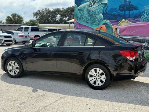 Used 2012 Chevrolet Cruze LS w/ Connectivity Package image 3