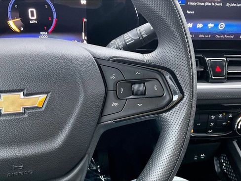 Used 2025 Chevrolet TrailBlazer LT image 19