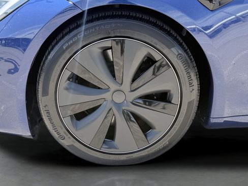 Used 2025 Tesla Model S AWD/4WD image 25