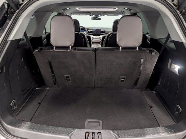 Used 2023 Ford Explorer XLT w/ Equipment Group 202A AWD/4WD image 33