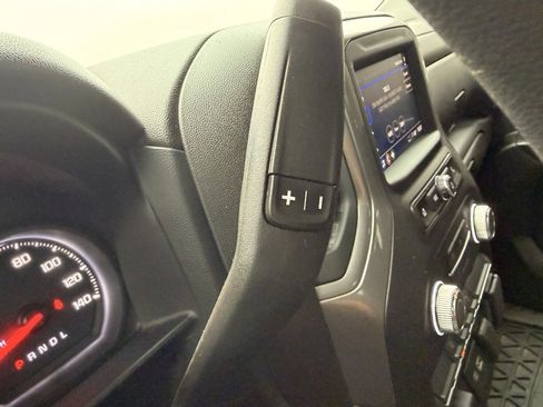 Used 2024 GMC Sierra 2500 Pro w/ Convenience Package image 15