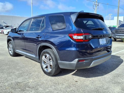 Used 2023 Honda Pilot EX-L image 3