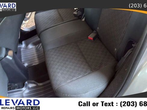 Used 2015 Honda Fit LX image 28