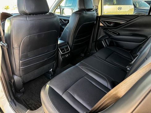 Used 2023 Subaru Outback Limited image 25