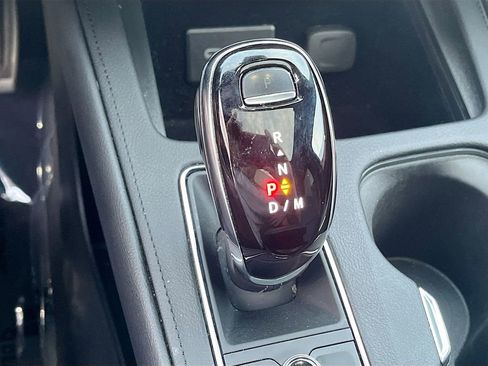 Used 2024 Cadillac XT4 Sport w/ Technology Package AWD/4WD image 17