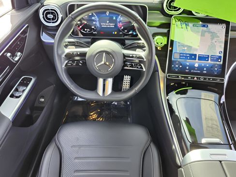Certified 2025 Mercedes-Benz GLC 300 4MATIC image 11