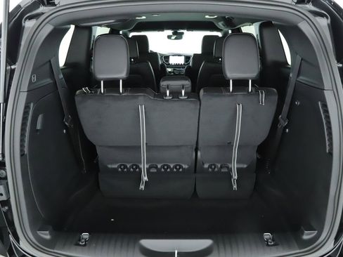 New 2026 Chrysler Pacifica Select image 17