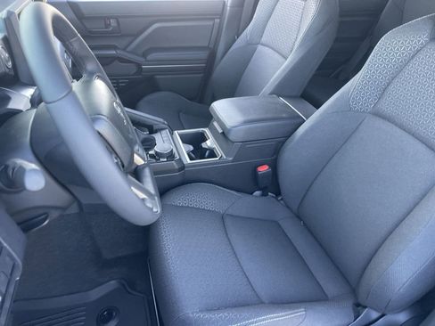 New 2026 Toyota 4Runner SR5 image 18