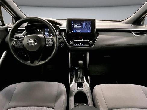 Used 2023 Toyota Corolla Cross AWD Hybrid image 7