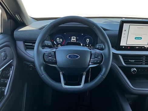 New 2026 Ford Explorer Platinum image 15