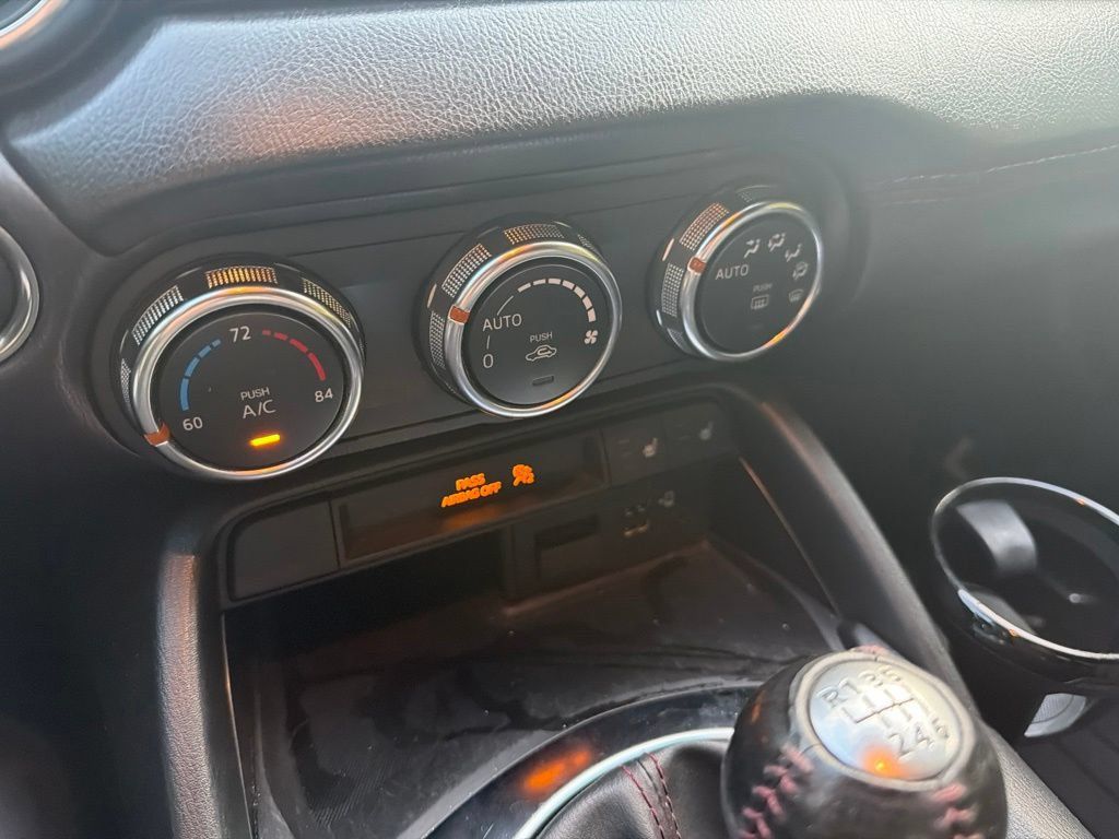 Used 2018 MAZDA MX-5 Miata Grand Touring RWD image 14