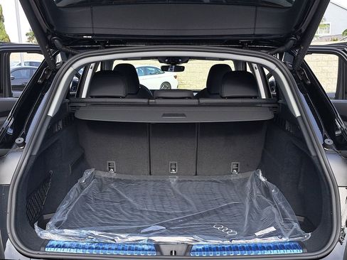 New 2025 Audi Q5 Premium Plus image 12