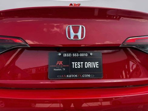 Used 2023 Honda Civic Sport image 16