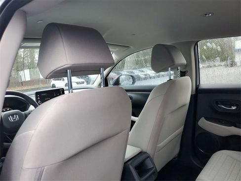 New 2026 Honda HR-V LX image 12