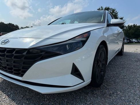 Used 2021 Hyundai Elantra SEL FWD image 10