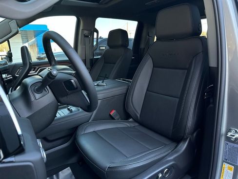 New 2026 GMC Sierra 2500 Denali w/ Denali Reserve Package image 12