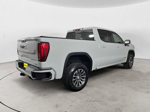 Used 2021 GMC Sierra 1500 AT4 w/ Technology Package AWD/4WD image 5