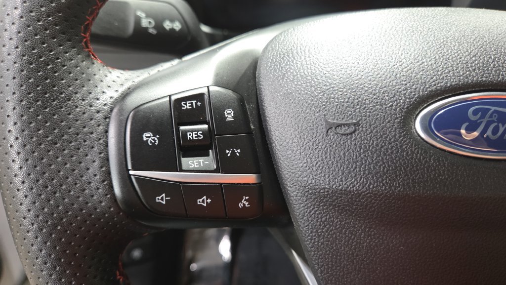 Used 2023 Ford Escape ST-Line Elite w/ Premium Technology Package AWD/4WD image 11