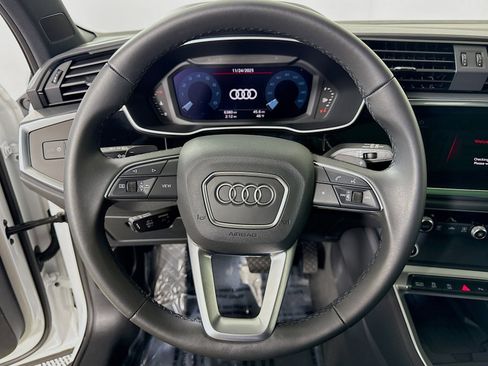 Used 2025 Audi Q3 2.0T Premium w/ Convenience Package image 14