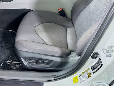 Used 2024 Toyota Camry LE w/ Convenience Package FWD image 22
