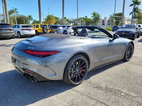 Certified 2022 Mercedes-Benz SL 55 AMG 4MATIC image 7