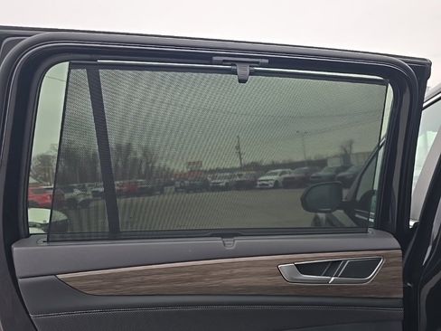 Used 2024 Volkswagen Atlas SEL image 23