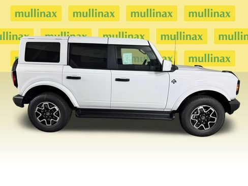 New 2026 Ford Bronco Outer Banks AWD/4WD image 21