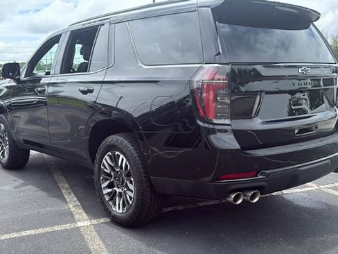 Used 2025 Chevrolet Tahoe Z71 AWD/4WD image 5