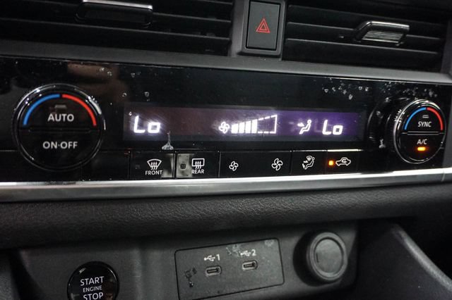Used 2025 Nissan Rogue SV FWD image 13