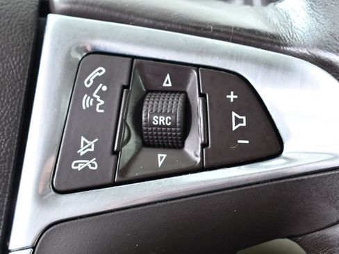 Used 2013 Buick Regal Premium image 32