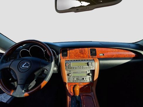 Used 2004 Lexus SC 430 Convertible RWD image 14
