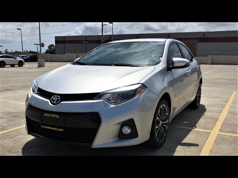Used 2014 Toyota Corolla LE FWD image 1
