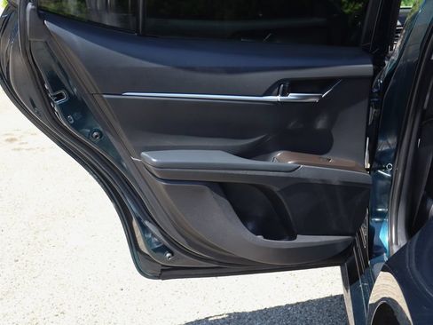 Used 2021 Toyota Camry LE FWD image 35