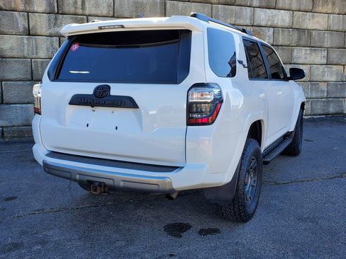 Used 2020 Toyota 4Runner TRD Off-Road Premium image 5