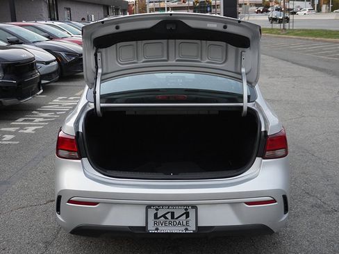 Used 2021 Kia Rio LX image 17