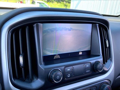Used 2021 Chevrolet Colorado LT AWD/4WD image 18