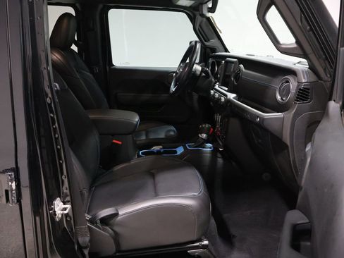 Used 2021 Jeep Wrangler Unlimited Rubicon 4xe w/ Steel Bumper Group image 21