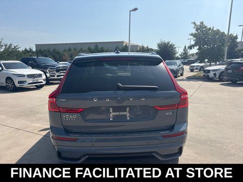 Certified 2024 Volvo XC60 B5 Plus w/ Protection Package Premier AWD/4WD image 6