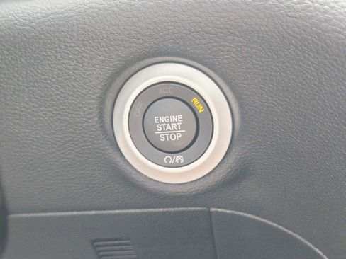 New 2026 Chrysler Pacifica Limited image 31