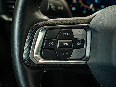 Used 2025 Ford Mustang Premium image 28