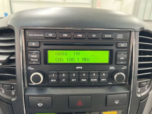 Used 2008 Kia Sorento 2WD image 14