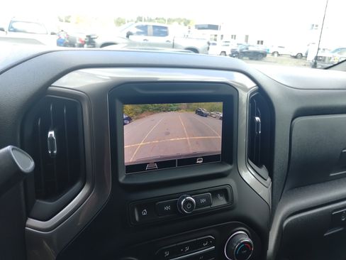 Used 2022 Chevrolet Silverado 1500 Custom Trail Boss image 21